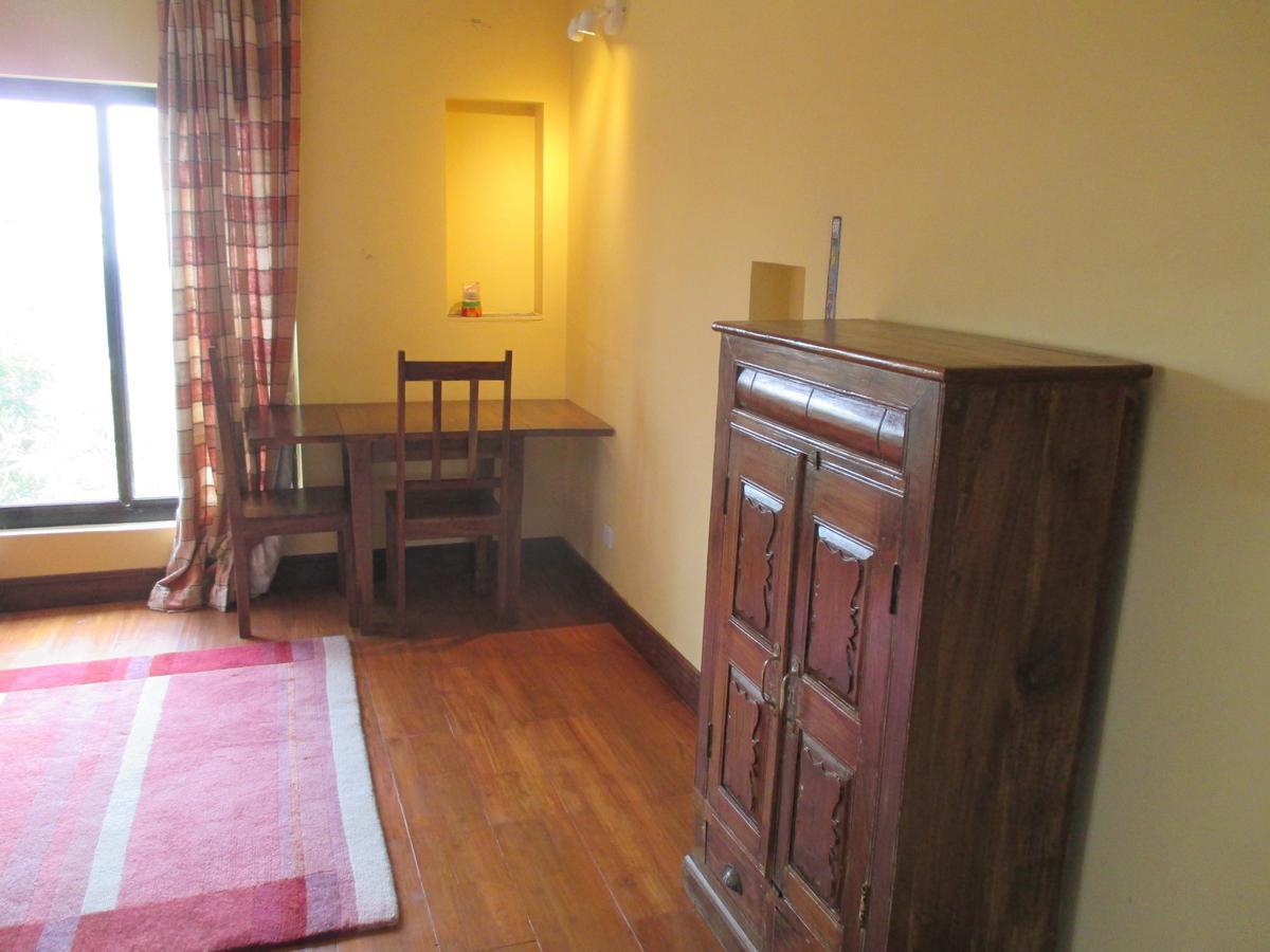 Hotel Swiss Dakshinkali Quarto foto
